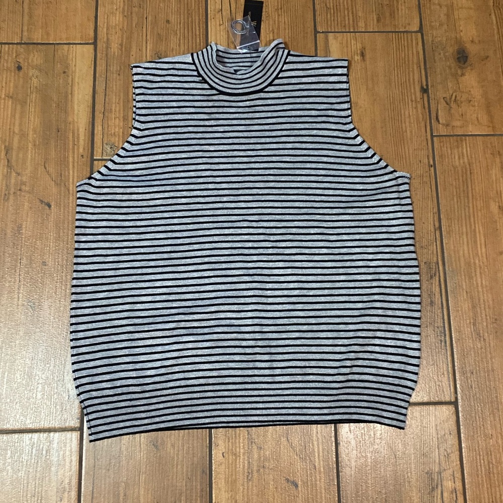 Black & Grey stripes Turtleneck Pullover Sleeveless Womenswear Size XL